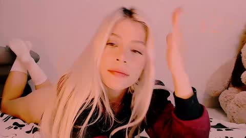 Snapshot of luckysapphire777 chatting on 8, 2, 2025 luckysapphire777 online show from 8, 2, 2025