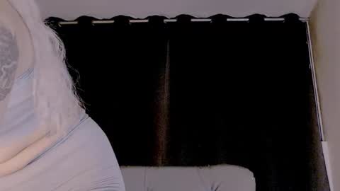 Snapshot of luckysapphire777 chatting on 27, 9, 2025 luckysapphire777 online show from 27, 9, 2025