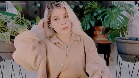 Snapshot of luckysapphire777 chatting on 30, 10, 2025 luckysapphire777 online show from 30, 10, 2025