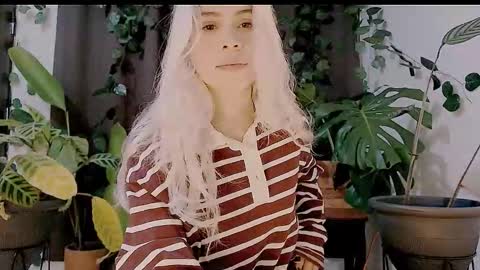 Snapshot of luckysapphire777 chatting on 2, 11, 2025 luckysapphire777 online show from 2, 11, 2025