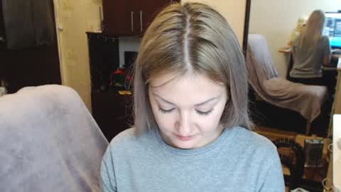 Snapshot of luckyshotgirl chatting on 11, 12, 2024 LuckyShot online show from 11, 12, 2024