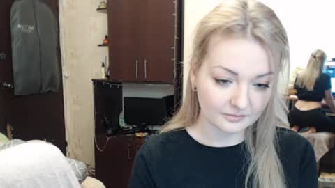 Snapshot of luckyshotgirl chatting on 20, 2, 2025 LuckyShot online show from 20, 2, 2025