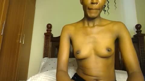 Snapshot of luckyy003 chatting on 10, 5, 2026 brielle online show from 10, 5, 2026