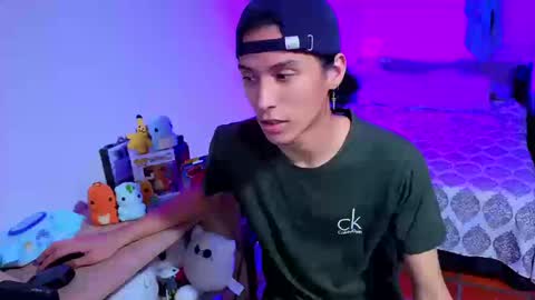 Lu Independent Model online show from 23, 9, 2025