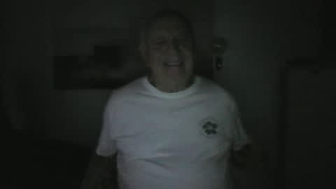 Snapshot of luclovestops chatting on 27, 10, 2025 Luclostops online show from 27, 10, 2025