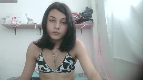 Lucrecia... new accout...OFS LU 21 online show from 23, 12, 2024