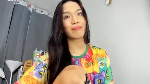 lucy_shane online show from 25, 11, 2025