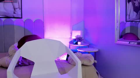 Lucy  online show from 5, 2, 2025