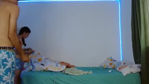 lucy_y_jacob online show from 17, 9, 2025