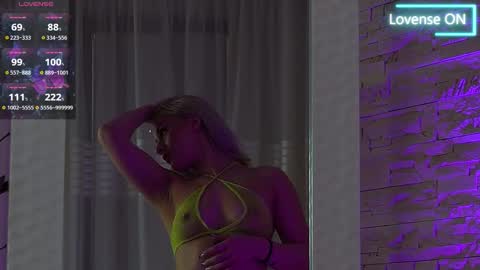 Lucy Lexton online show from 20, 9, 2025