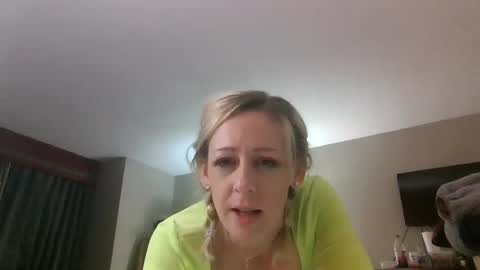 Snapshot of lucyloveslookers78240 chatting on 15, 1, 2025 Lucy Loves Lookers online show from 15, 1, 2025