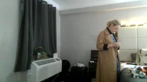 Snapshot of lucyloveslookers78240 chatting on 18, 1, 2025 Lucy Loves Lookers online show from 18, 1, 2025