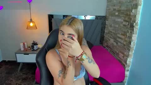 L U C Y  online show from 25, 11, 2025