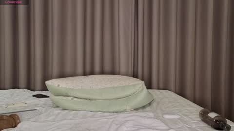 Snapshot of lucynuty chatting on 5, 1, 2025 Love kinky Go here online show from 5, 1, 2025