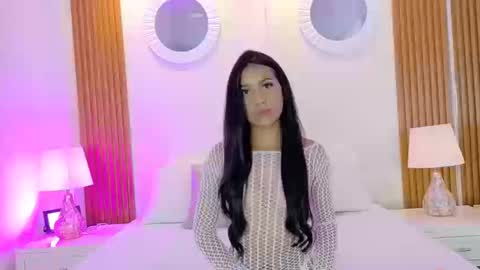 Snapshot of lucyowenss chatting on 18, 10, 2025 LucyOwenss online show from 18, 10, 2025