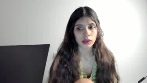 lucyportman online show from 9, 4, 2026