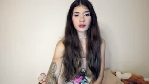 lucyportman online show from 21, 4, 2026