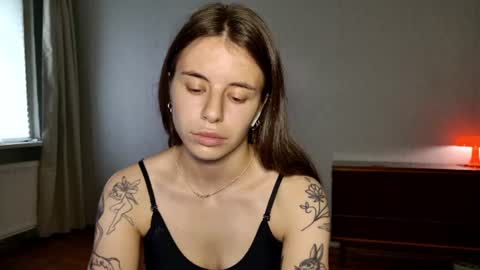 Snapshot of lucyrait chatting on 1, 7, 2026 Lucy online show from 1, 7, 2026