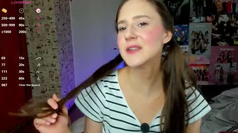 Lucy Rose online show from 2, 10, 2025