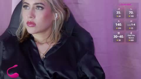 Snapshot of lucyrouse18 chatting on 13, 2, 2025 Lucy online show from 13, 2, 2025