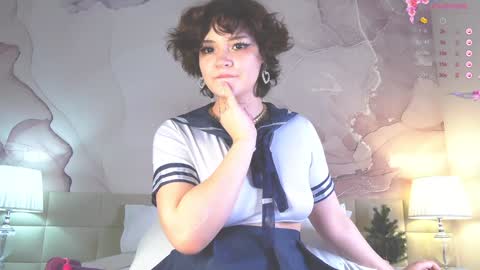 lucyvee online show from 20, 12, 2024