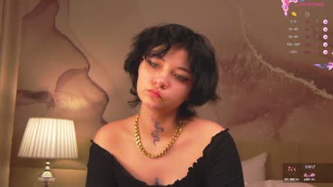 lucyvee online show from 29, 12, 2024