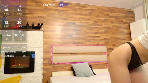 LucyWillow online show from 6, 12, 2024