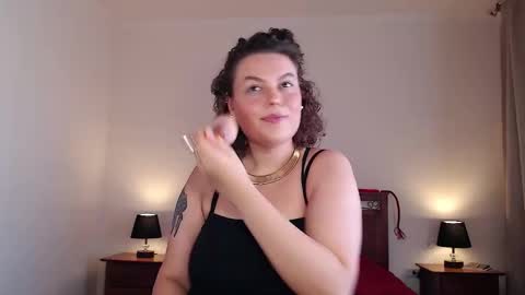 Call me Lucy online show from 21, 10, 2025