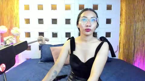 Lucy Liiu online show from 13, 2, 2026