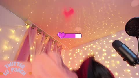 Snapshot of lucyy_peach chatting on 30, 1, 2025 LUCYY FROM HOME online show from 30, 1, 2025