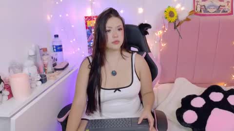 LUCYY FROM HOME  online show from 2, 3, 2026