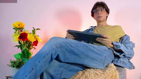 Lui online show from 4, 4, 2026