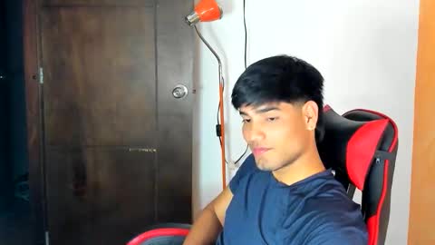 Snapshot of luigy17 chatting on 22, 10, 2025 luigi online show from 22, 10, 2025