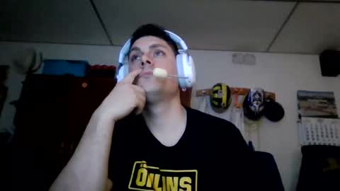 A slave to the mistress.. un esclavo para las amas dominantes. online show from 14, 2, 2026