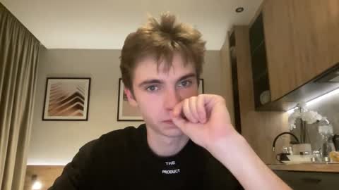 Luis online show from 18, 11, 2025