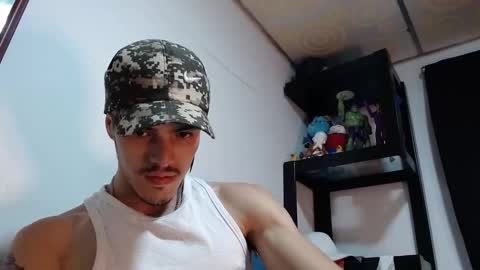 Snapshot of luis_as chatting on 4, 11, 2025 Luis AS online show from 4, 11, 2025