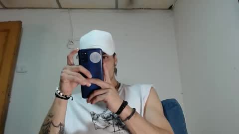 Snapshot of luis_as chatting on 7, 11, 2025 Luis AS online show from 7, 11, 2025