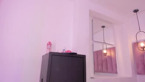 L U I S A online show from 13, 1, 2025