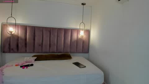 L U I S A online show from 7, 2, 2025