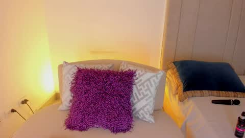 Snapshot of luisah_ chatting on 29, 5, 2026 L U I S A online show from 29, 5, 2026