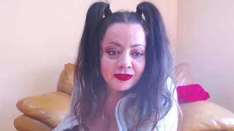Snapshot of luisahornydoll chatting on 18, 3, 2026 Cassie online show from 18, 3, 2026