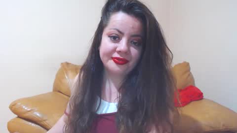 Snapshot of luisahornydoll chatting on 25, 3, 2026 Cassie online show from 25, 3, 2026