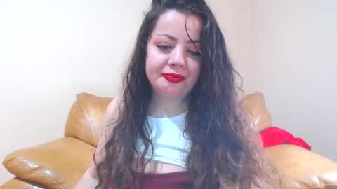 Snapshot of luisahornydoll chatting on 29, 3, 2026 Cassie online show from 29, 3, 2026