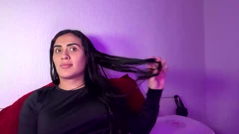 Snapshot of luisamonsterdick chatting on 19, 11, 2025 Luisa Monsters online show from 19, 11, 2025