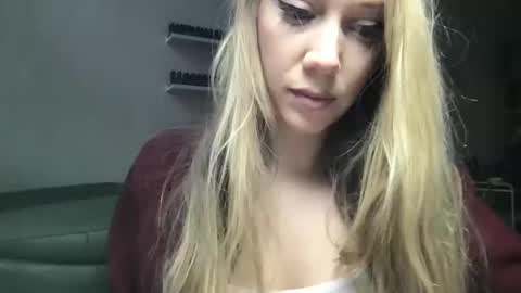 Snapshot of luiva13 chatting on 27, 1, 2025 luiva13 online show from 27, 1, 2025