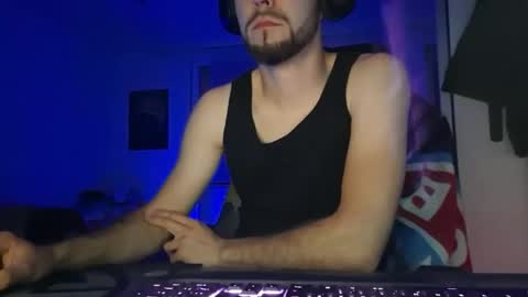 Snapshot of lukasschoetz chatting on 4, 5, 2026 lukasschoetz online show from 4, 5, 2026