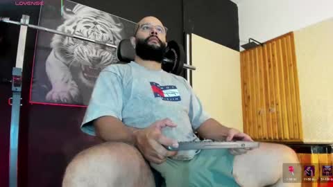 Snapshot of luke__09 chatting on 28, 5, 2026 LUKE online show from 28, 5, 2026