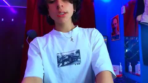 Snapshot of luke_howland chatting on 28, 2, 2025 Luke online show from 28, 2, 2025