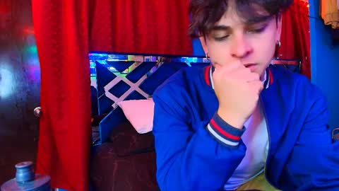 Snapshot of luke_howland chatting on 6, 6, 2026 Luke online show from 6, 6, 2026