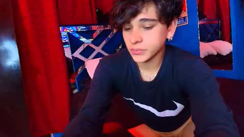 Snapshot of luke_howland chatting on 2, 7, 2026 Luke online show from 2, 7, 2026